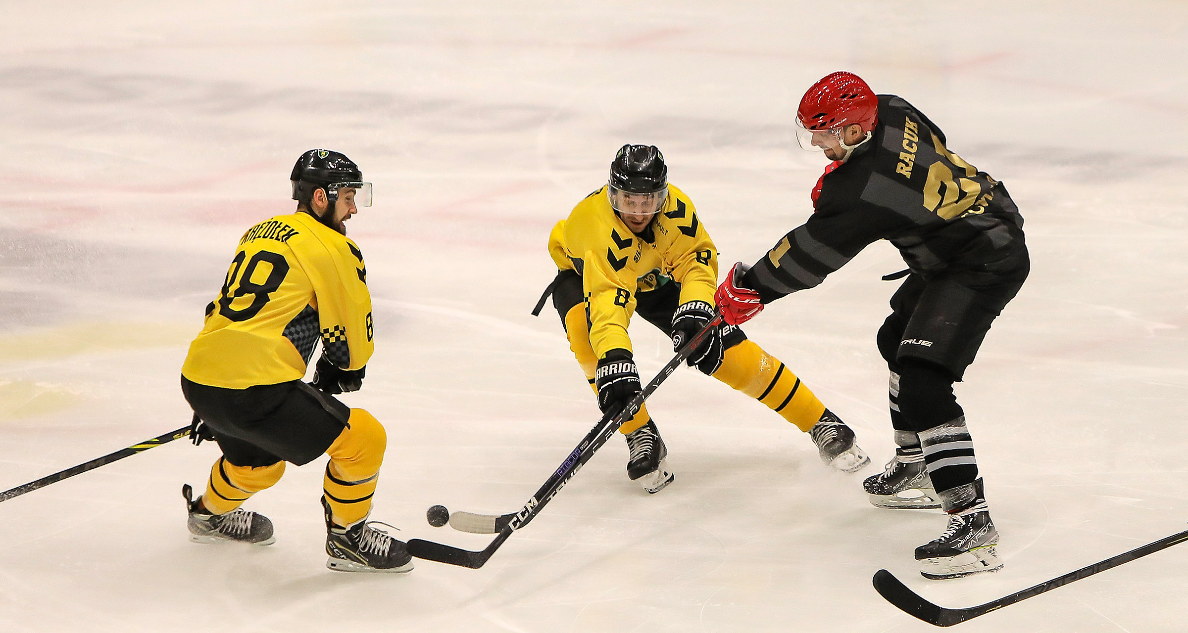 1/2 play-off (3. mecz): GKS Katowice - Comarch Cracovia, godz. 18:30