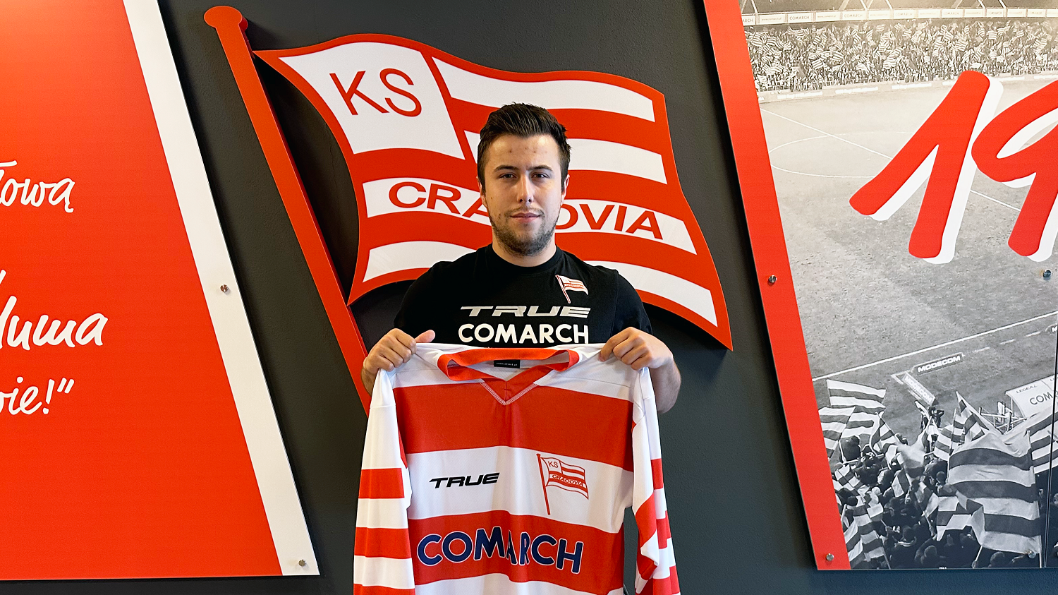 Tomáš Vildumetz nowym napastnikiem Pasów!
