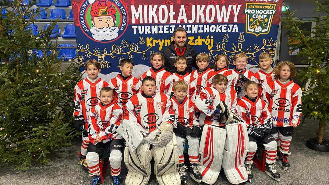 Minihokej: Pasy na Turnieju Mikołajkowym w Krynicy-Zdroju