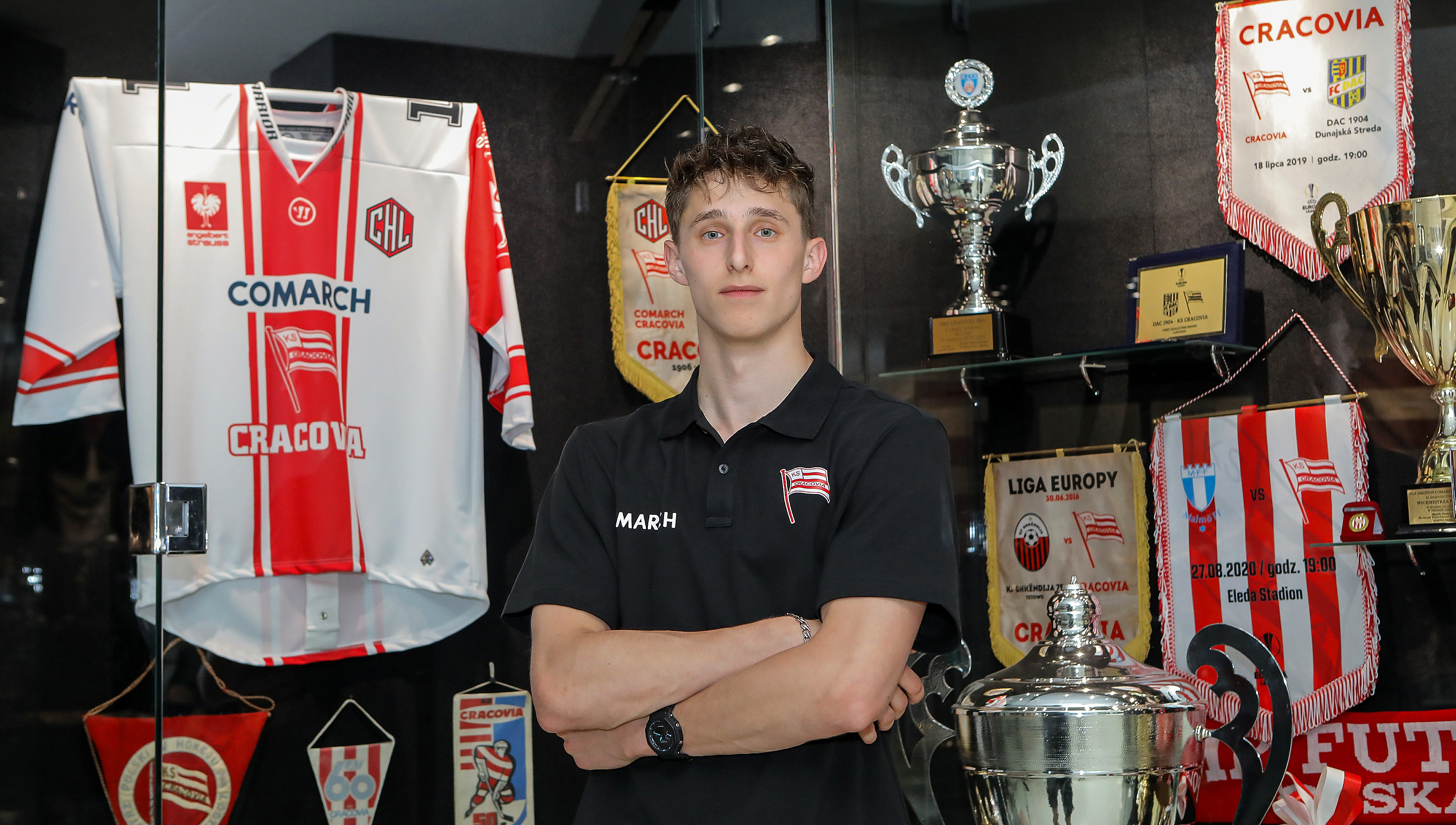 Jakub Ślusarek with first profesionnal contract